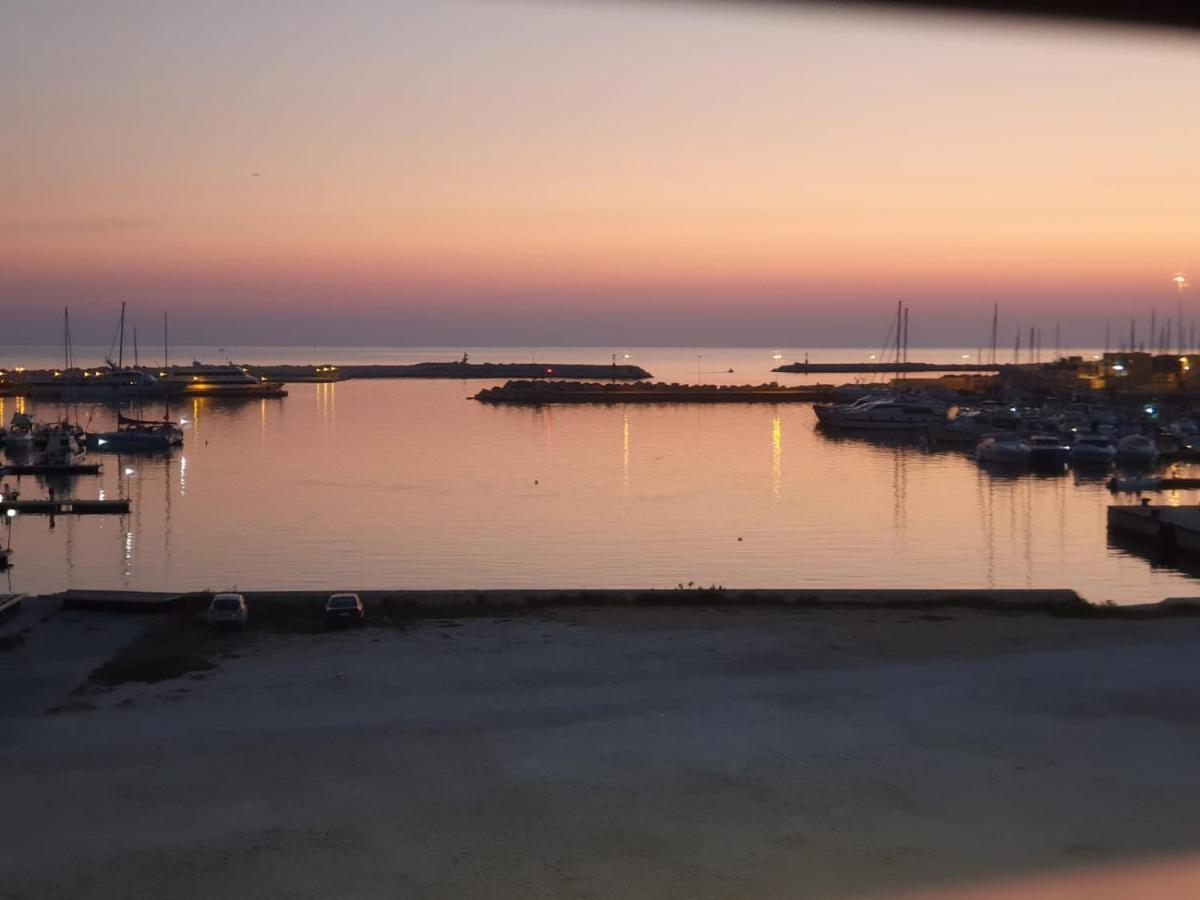 Casa Azzurro Di Mare Apartment Весте Екстериор снимка