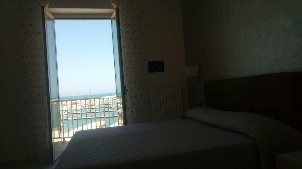 Casa Azzurro Di Mare Apartment Весте Екстериор снимка